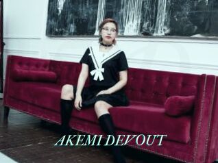 AKEMI_DEVOUT