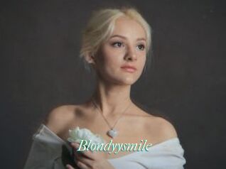 Blondyysmile