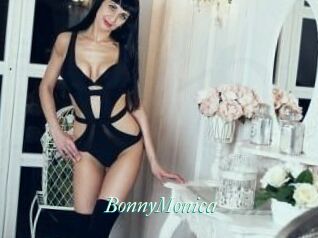 Bonny_Monica