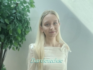 Dareleneclose