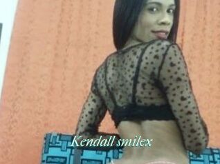 Kendall_smilex
