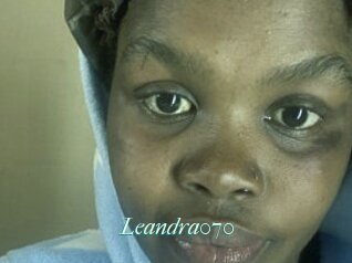 Leandra070