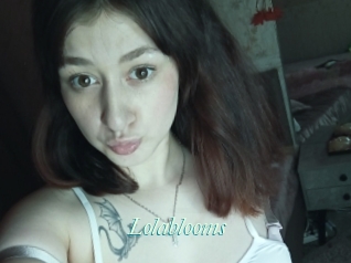 Lolablooms