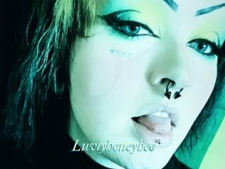 Luvlyhoneybee