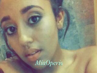 Mia_Operio
