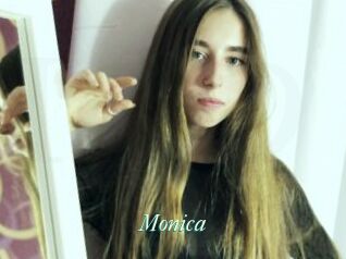 Monica_