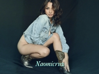 Naomicruz