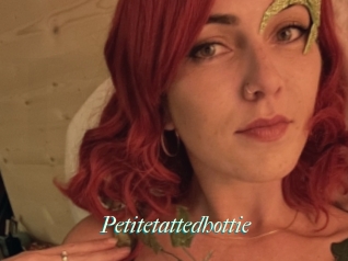 Petitetattedhottie