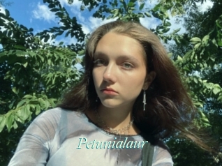 Petunialaur