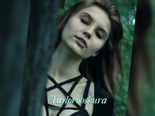Taylorobskura